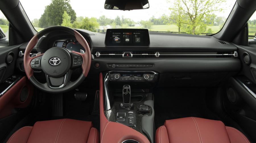 Торпедо Toyota GR Supra Launch Edition (A90) 2019 года  (NA) (фото 8 из 37)